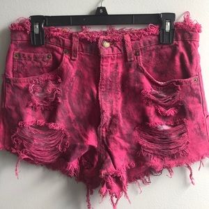 Vintage Levi’s denim shorts ripped distressed pink